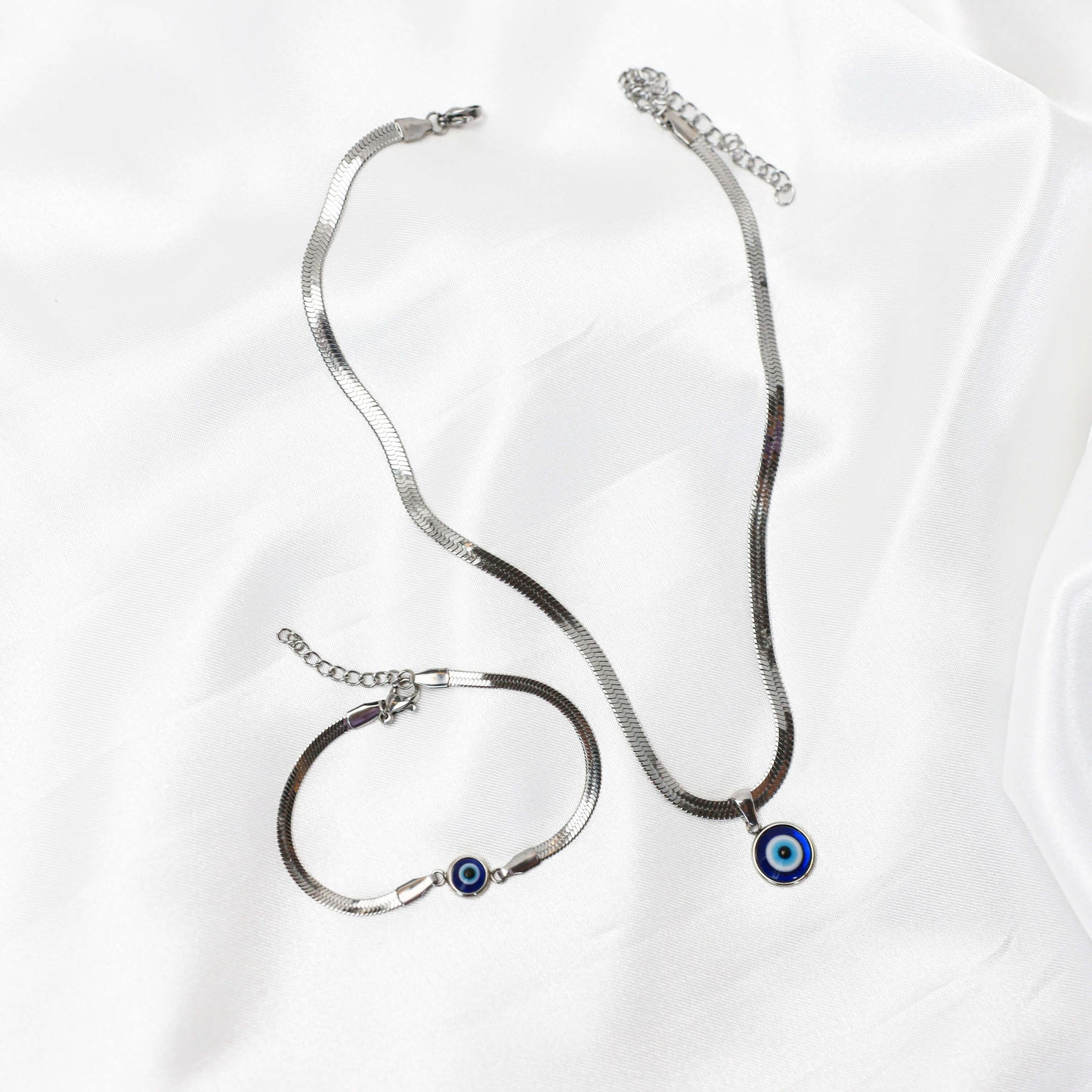 DEAL: Boze Oog Armband + Ketting + Gratis Verzending