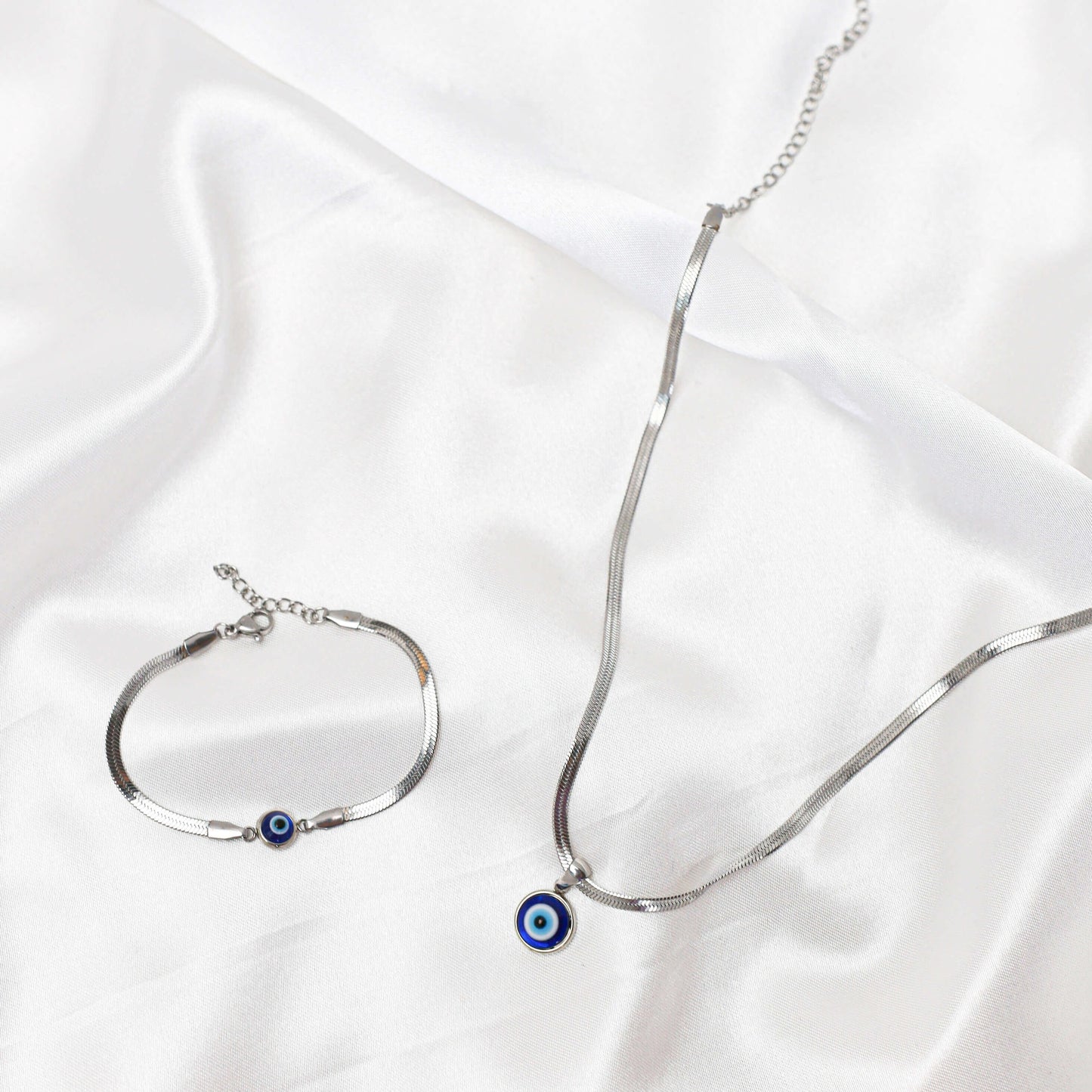 DEAL: Boze Oog Armband + Ketting + Gratis Verzending